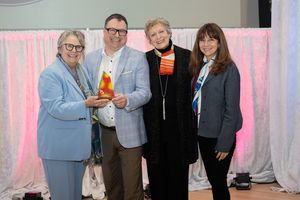 Centre d'action bénévole Les p'tits bonheurs.