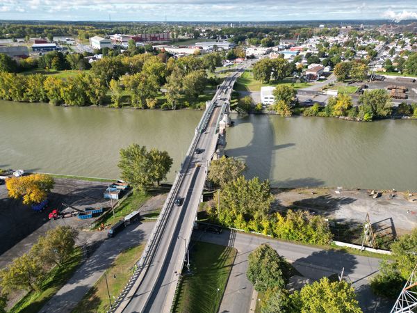 Pont Turcotte situé sur la route 132 enjambant la rivière Richelieu à Sorel-Tracy