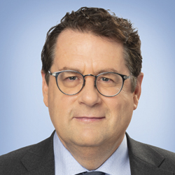 Bernard Drainville, ministre de l'Éducation