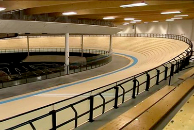 Vue de la piste du Vélodrome Sylvan-Adams – Centre multisports Desjardins